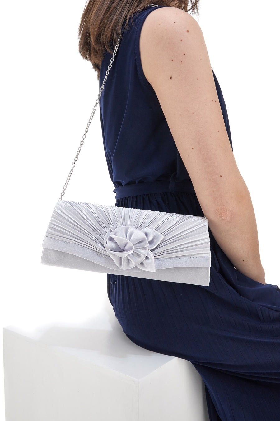 Pochette Coveri Collection Sera Argento Fiore